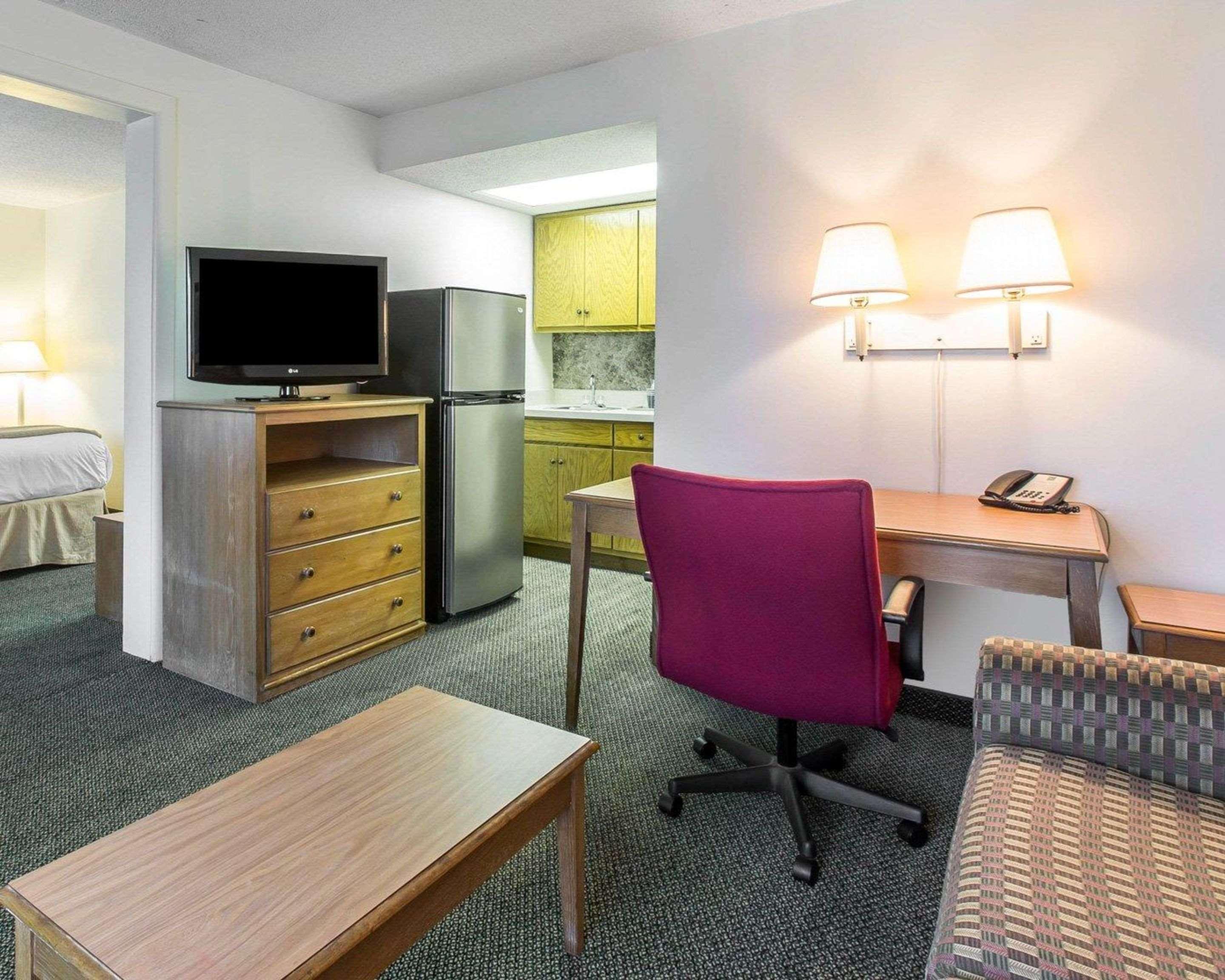 Quality Inn & Suites Waycross Exterior foto