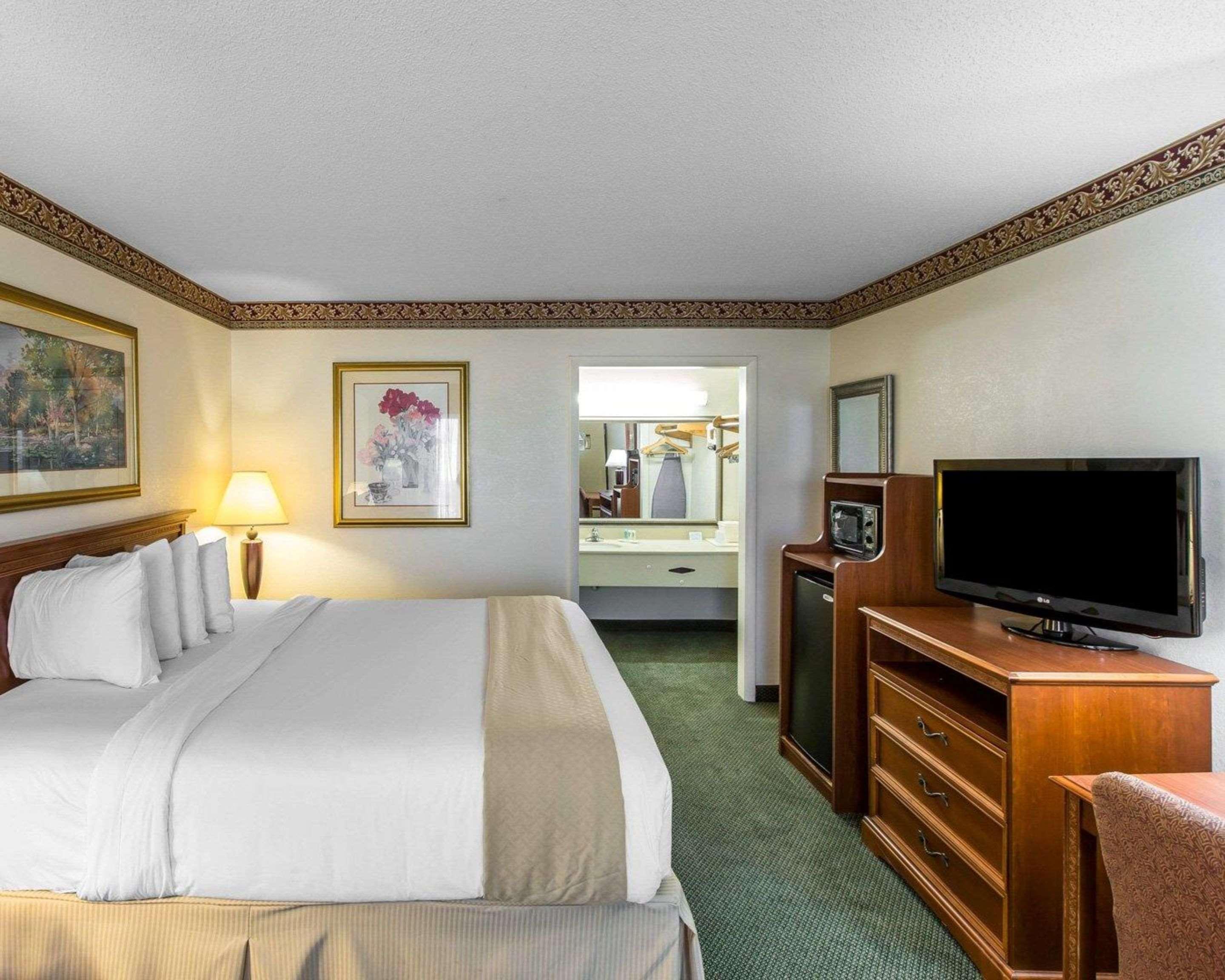Quality Inn & Suites Waycross Exterior foto