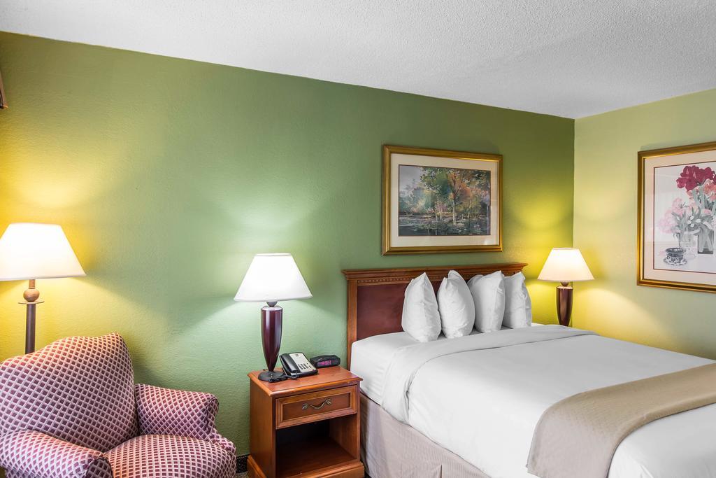 Quality Inn & Suites Waycross Exterior foto